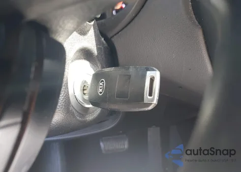 2015 Kia Soul из США, поврежденный, VIN KNDJN2A27F7767586